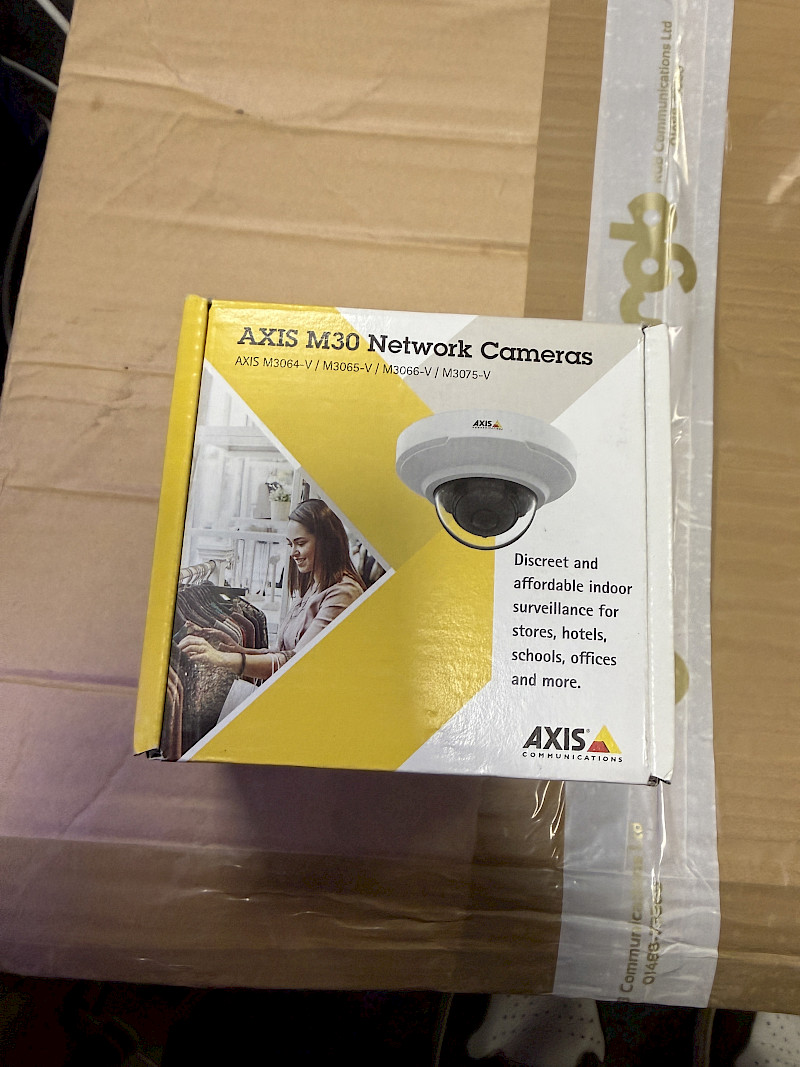 Product image - Axis M3064